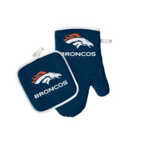 Denver Broncos 2 Piece Oven Mitt and Pot Holder Set